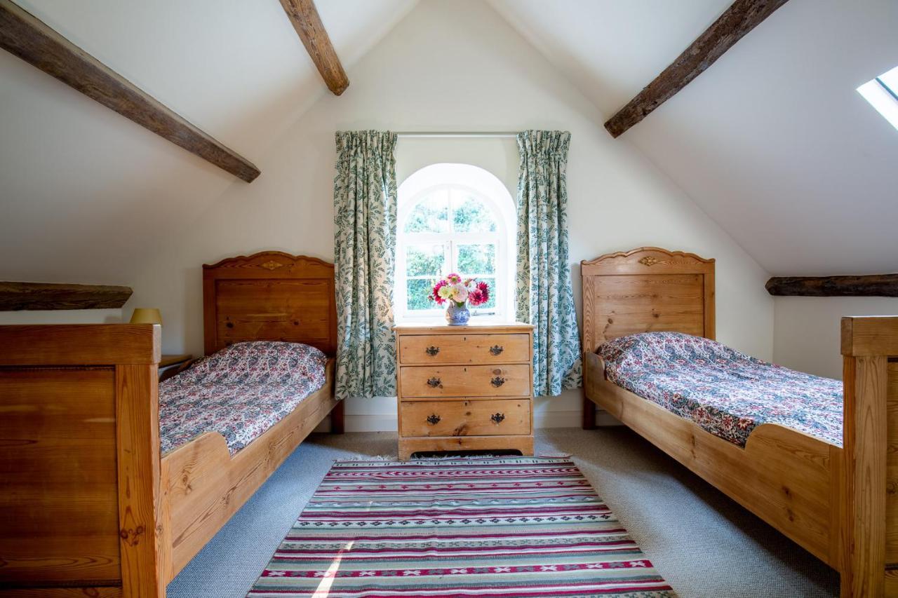 Temple Guiting Cottage ภายนอก รูปภาพ